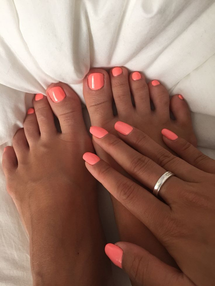 Acrylic Nail Colors For Summer
 8 Pretty Summer Acrylic Nail Color Ideas for 2019