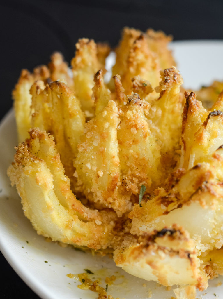 Air Fryer Blooming Onion
 How to Make an Air Fried Blooming ion Gluten Free