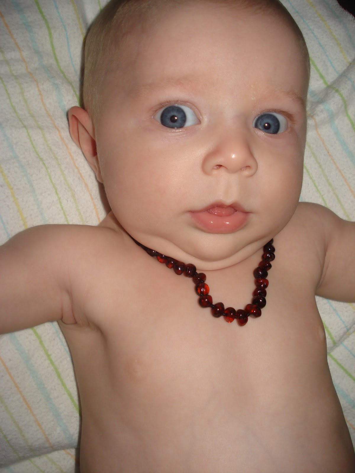 Amber Necklaces For Babies
 Momma4Life Amber Slumber Baby Teething Necklace Review