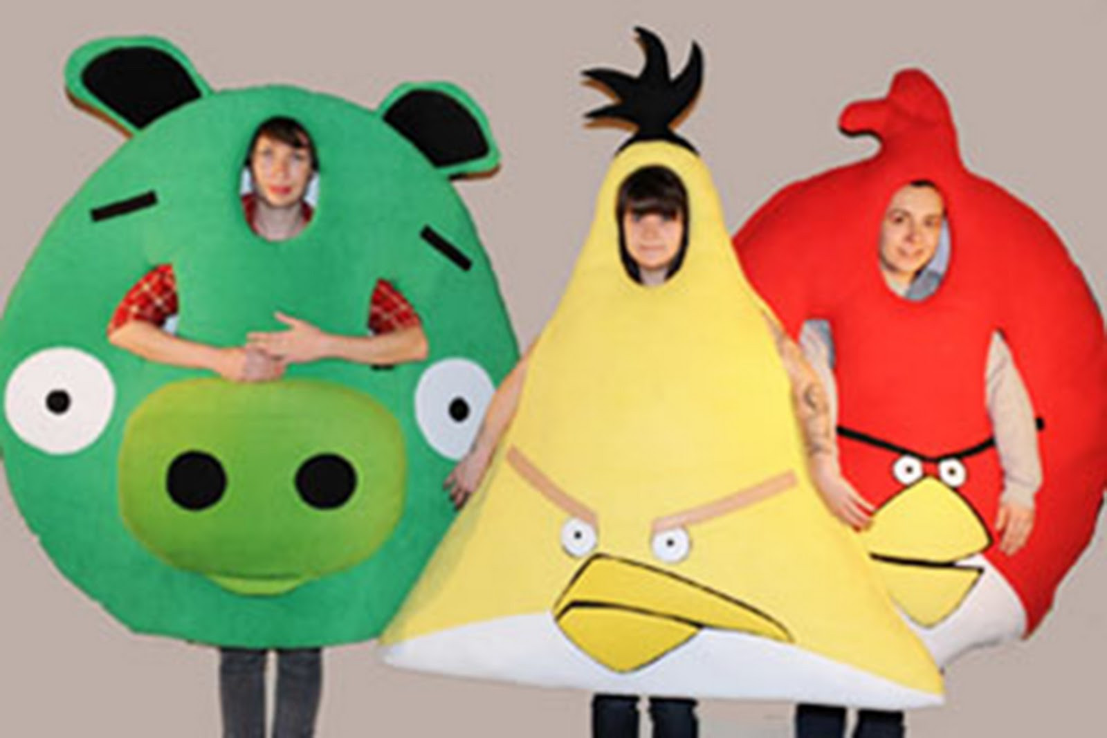 Angry Bird Costume DIY
 301 Moved Permanently