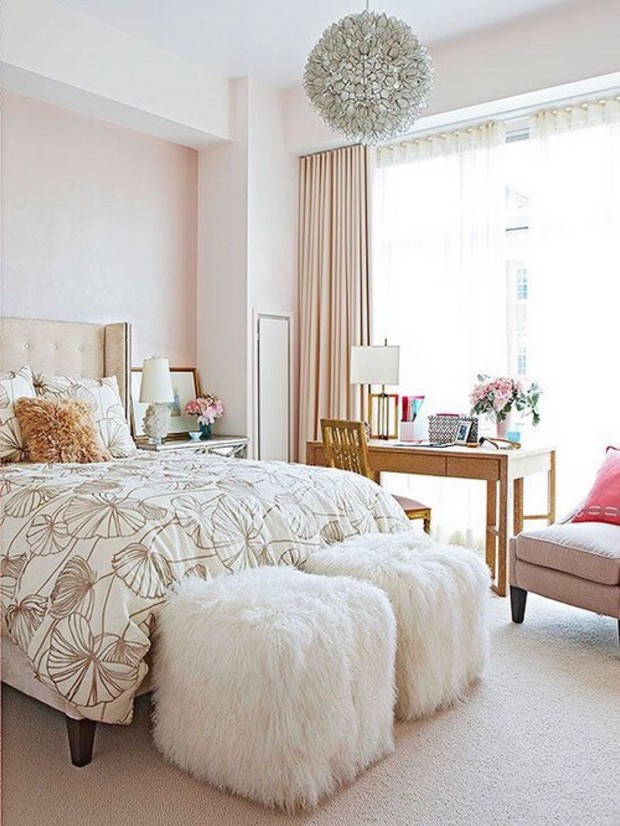 Apartment Bedroom Decorating Ideas
 The Sweet Seat Decorating with a Stool or Bench