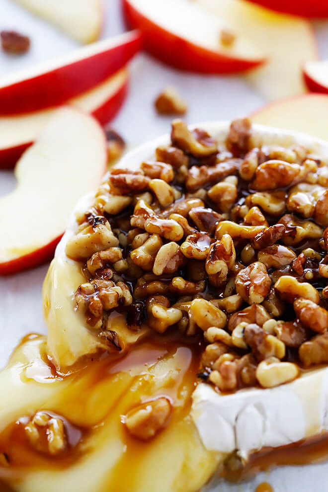 Apple Appetizer Recipes
 10 Minute Caramel Apple Baked Brie