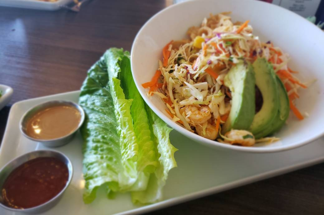 Applebee'S International Inc Thai Shrimp Salad
 Tryst Cafe