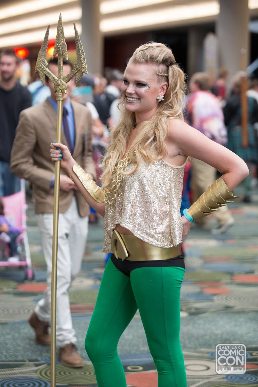 Aquaman Costume DIY
 Female Aquaman cosplay at Salt Lake ic Con 2014