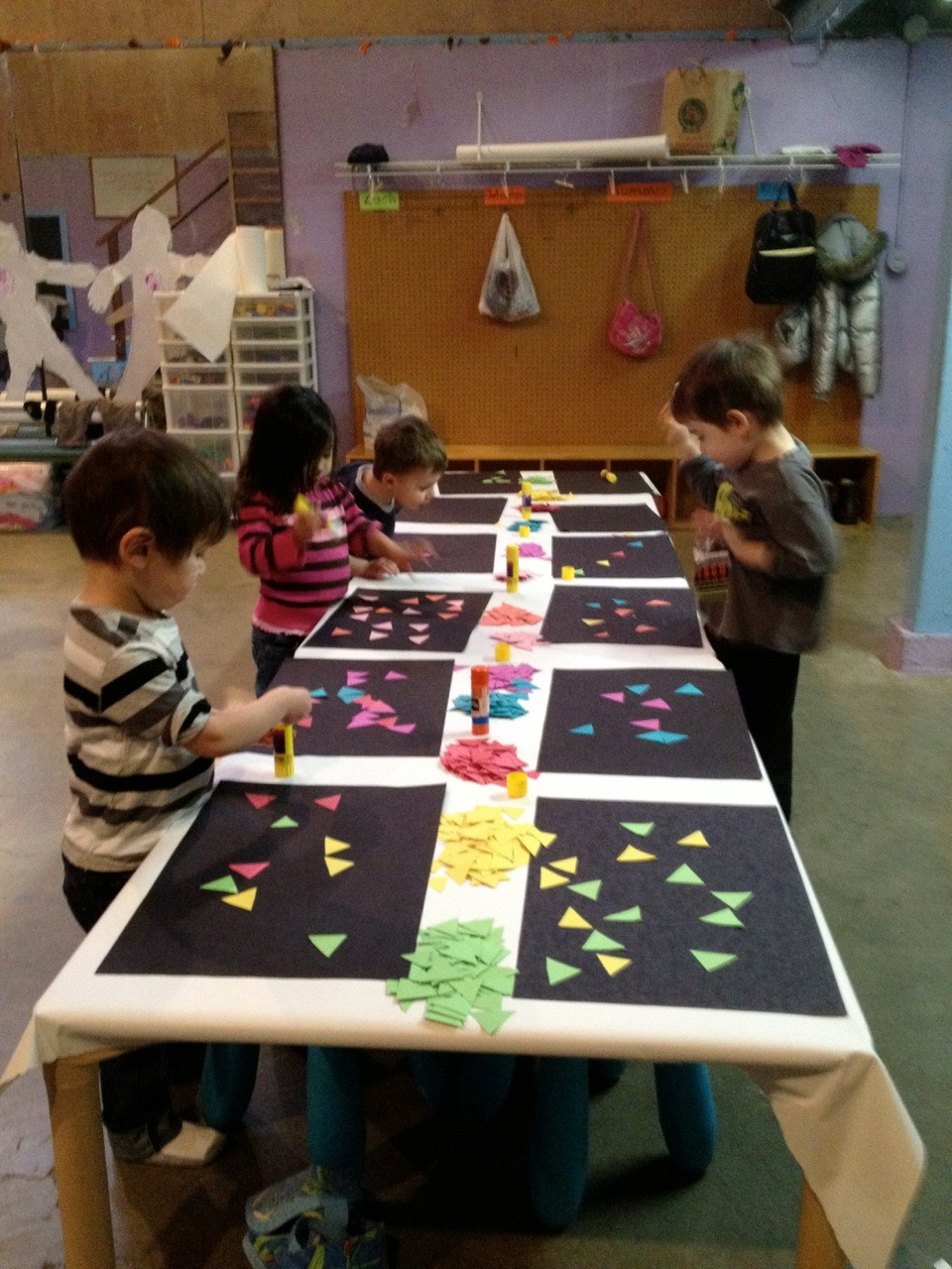 Art Activity For Preschoolers
 Mosaic Art at Preschool