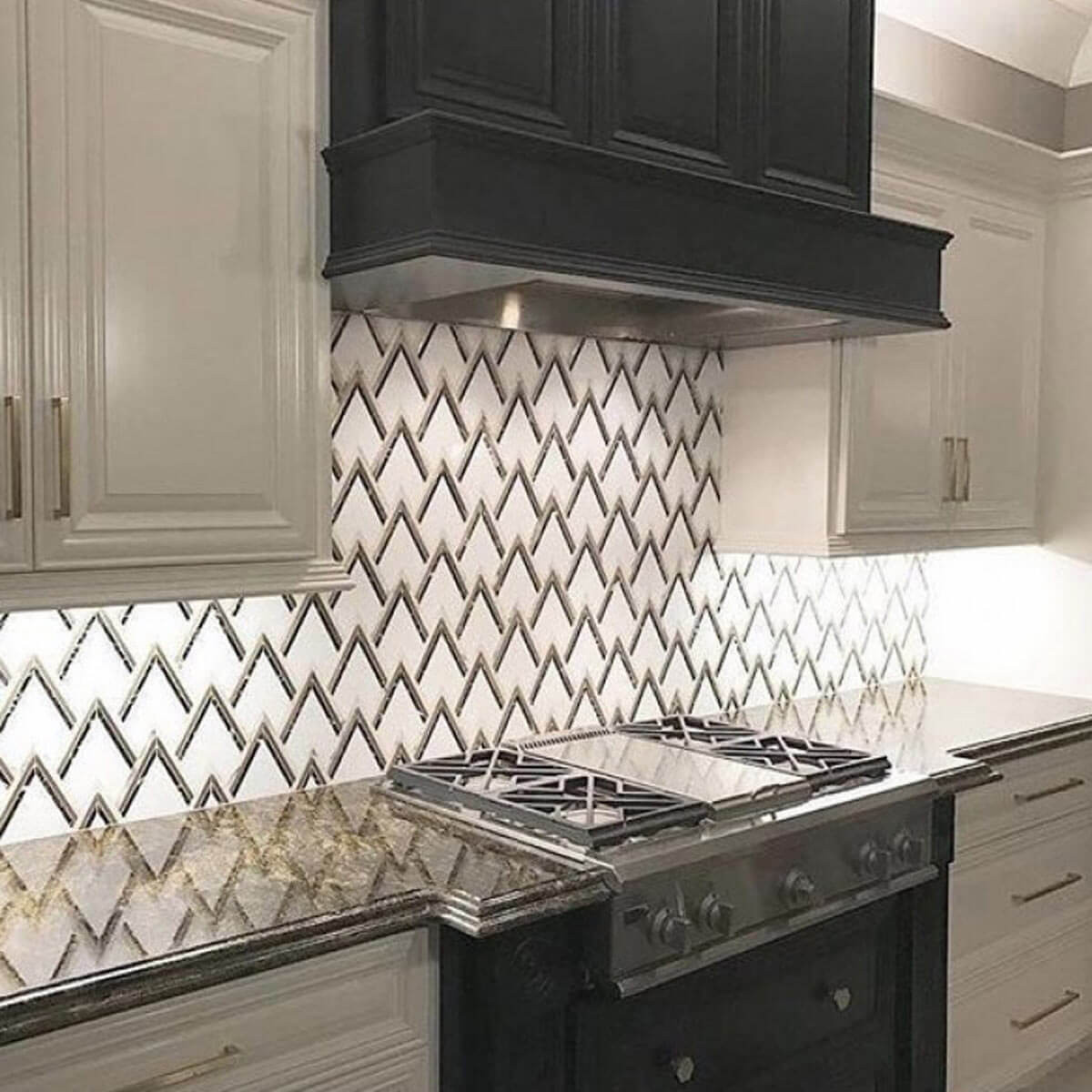 Art Deco Kitchen Tile
 14 Showstopping Tile Backsplash Ideas To Suit Any Style