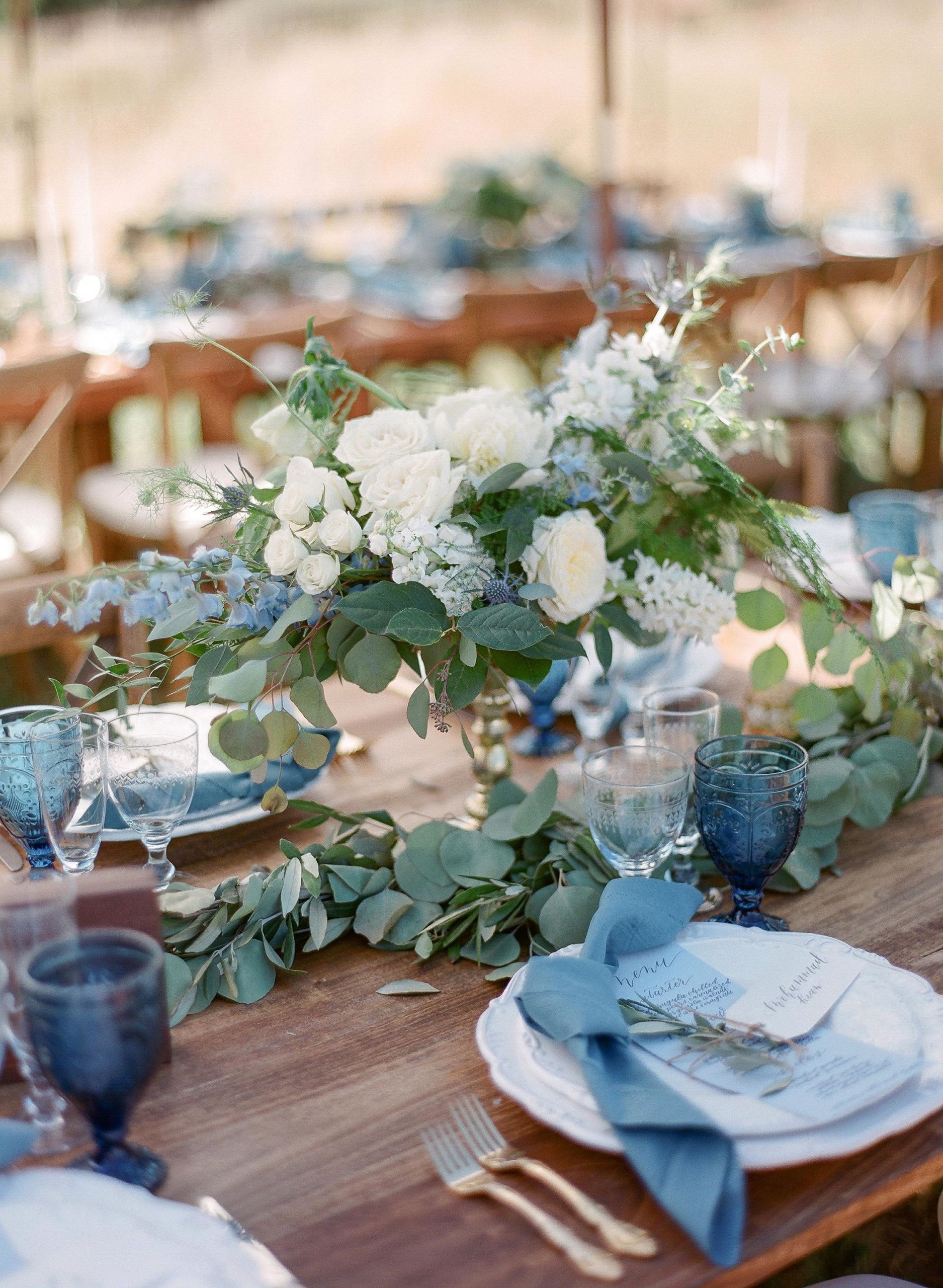 Baby Blue Wedding Decor
 20 Blue Wedding Color Palettes We Love