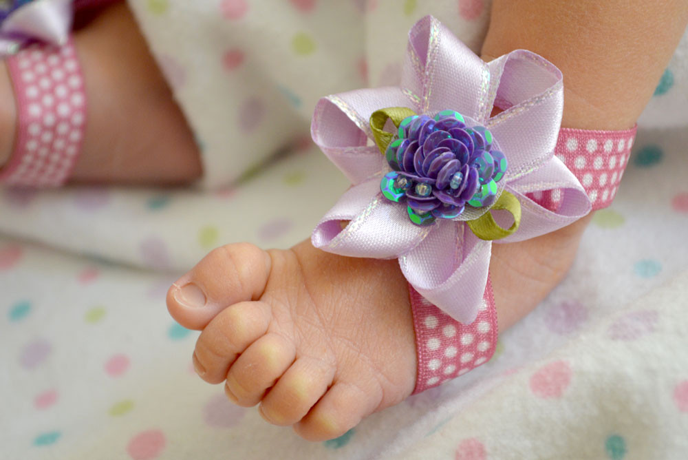 Baby Foot DIY
 Irresistible Baby Girl Finds Create Play Travel