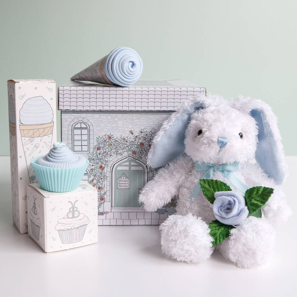 Baby Gift Set
 baby boy baby shower t set by babyblooms