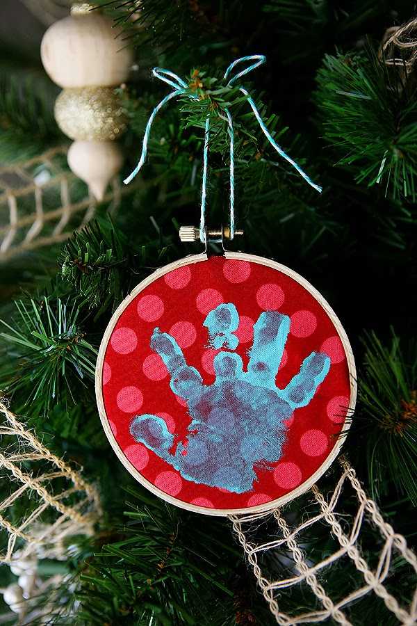 Baby Handprint Craft
 Make a Baby Handprint Ornament Dollar Store Crafts