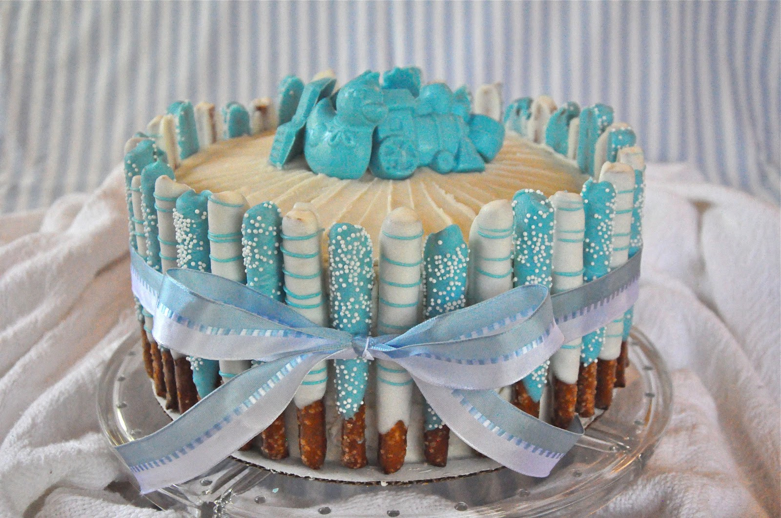 Baby Shower Cake Decorations Ideas
 I think I could do that Blue Baby Boy Shower Cake