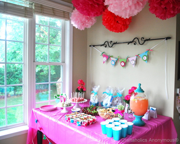 Baby Shower Decorations DIY
 Craftaholics Anonymous