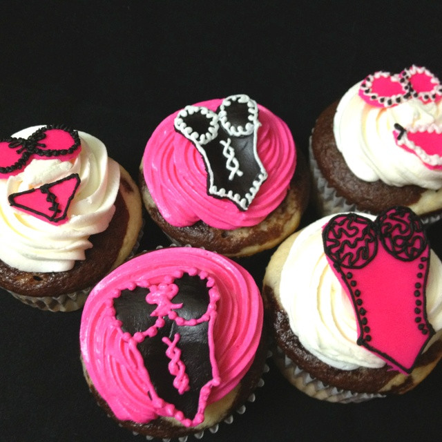 Bachelorette Party Cupcake Ideas
 Best 25 Bachelorette party cupcakes ideas on Pinterest