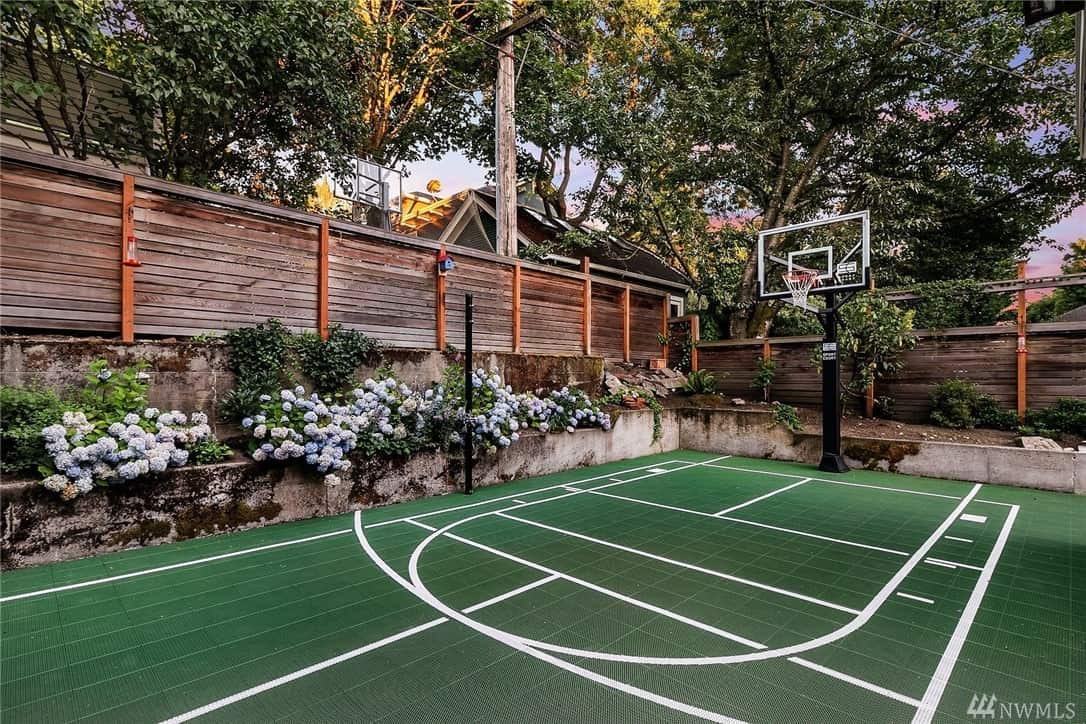 Backyard Basketball Courts
 35 Backyard Courts for Different Sports Tennis