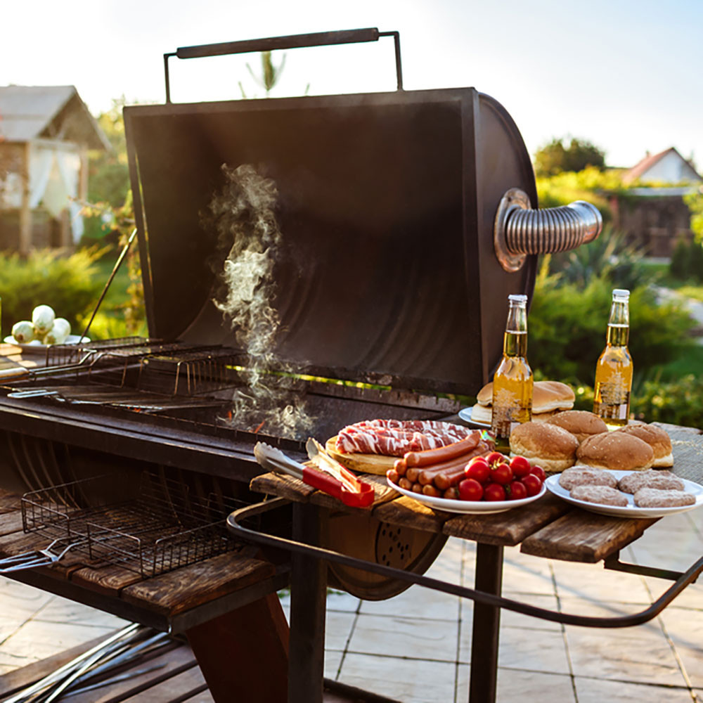Backyard Bbq Party
 12 Tips for Planning the Ultimate Backyard Barbecue