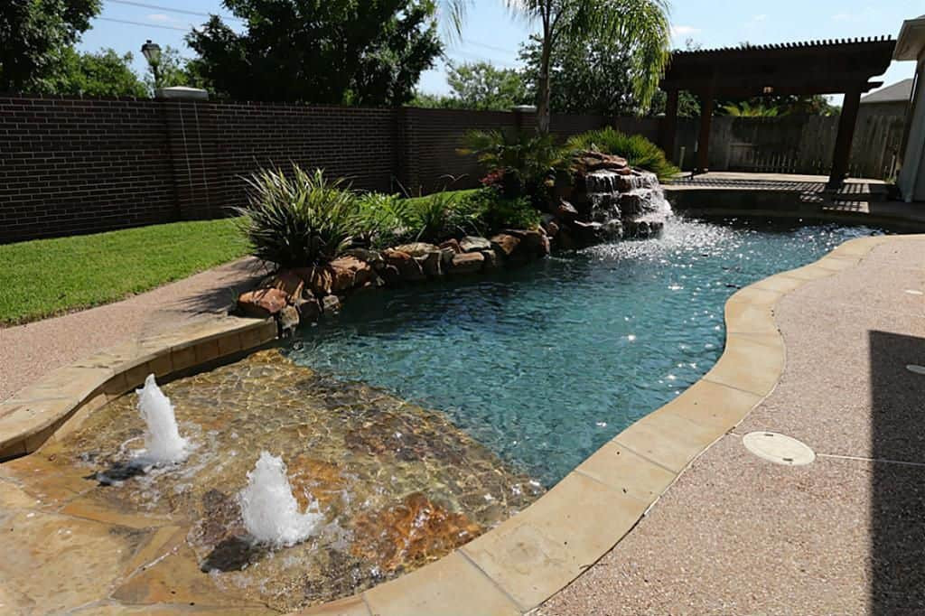 Backyard Beach Pool
 20 Awesome Zero Entry Backyard Swimming Pools i e Beach