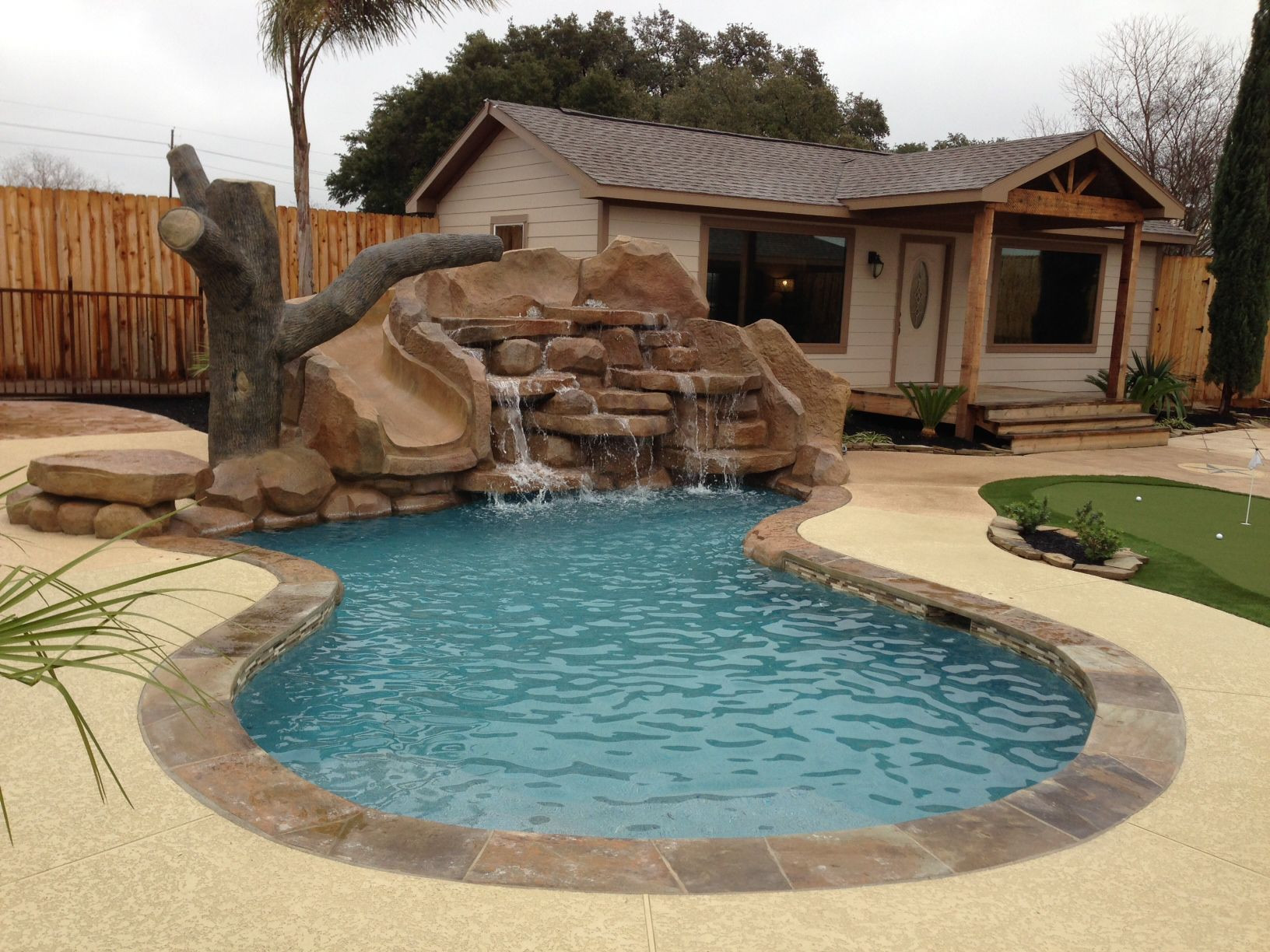 Backyard Inground Pool Ideas
 Small Swimming Pools You May Have in a Narrowed Residence