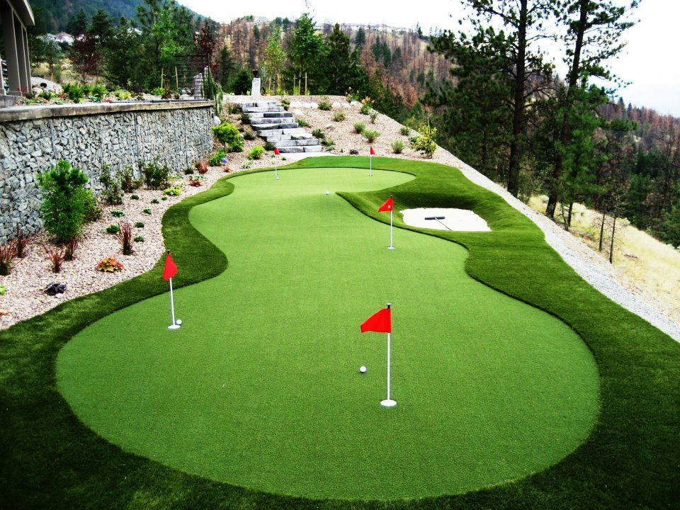 Backyard Miniature Golf
 Mini golf in the backyard thanks to synthetic grass