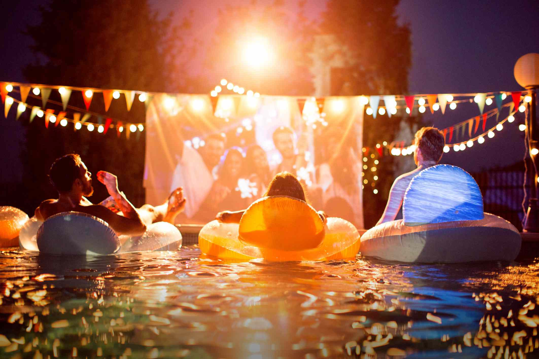 Backyard Party Ideas For Teenagers
 How to Host a Movie Night Party for Teens