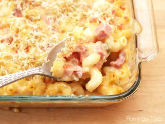 Baked Macaroni And Cheese With Ham Recipe
 Spice up your Easter table with these delicious ideas