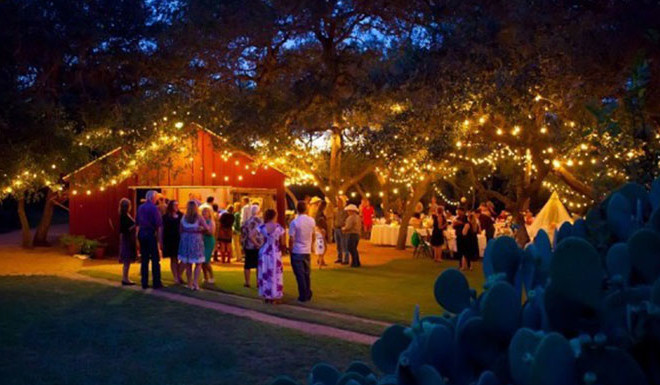 Barn Wedding Venues In Texas
 10 Beautiful Barn Wedding Venues Deep in the Heart of Texas