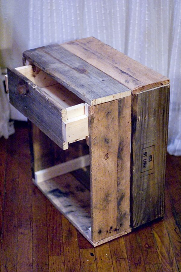 Barn Wood Furniture DIY
 14 Inspiring DIY projects featuring reclaimed wood furniture