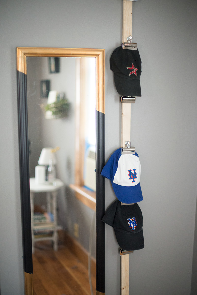 Baseball Cap Rack DIY
 Homesteady DIY Baseball Cap Storage