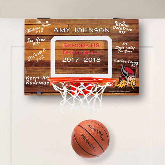 Basketball Team Gift Ideas
 21 Awesome Gifts for Basketball Lovers