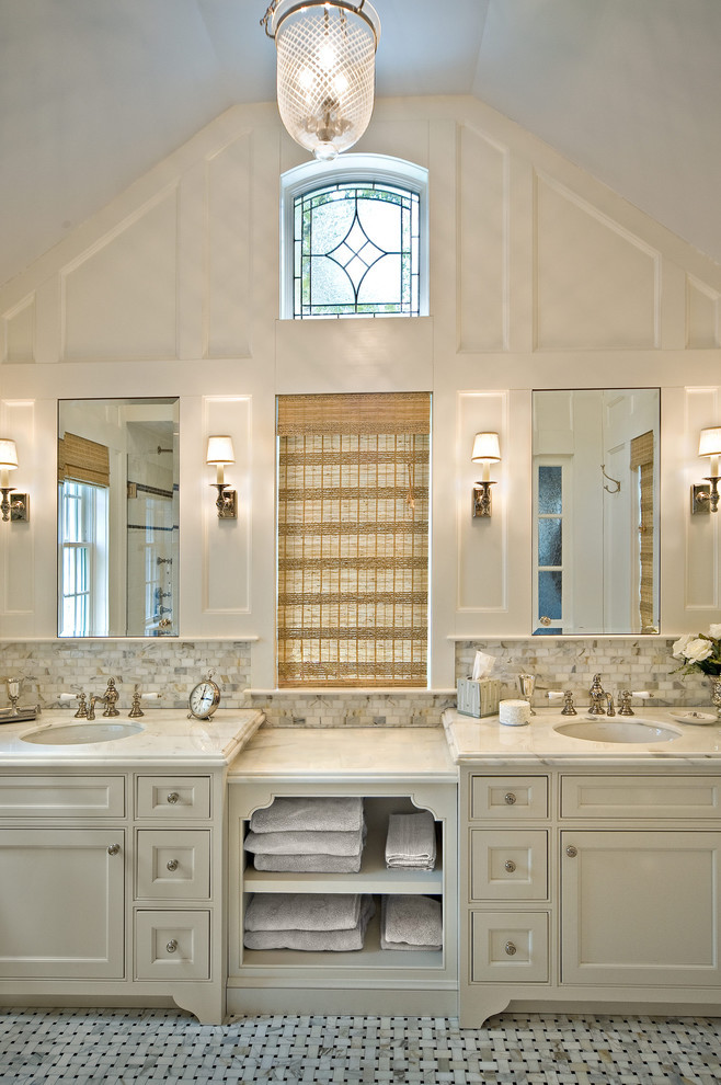 Bathroom Double Vanity Ideas
 Makeover Your Bathroom with these 6 Easy Vanity Ideas