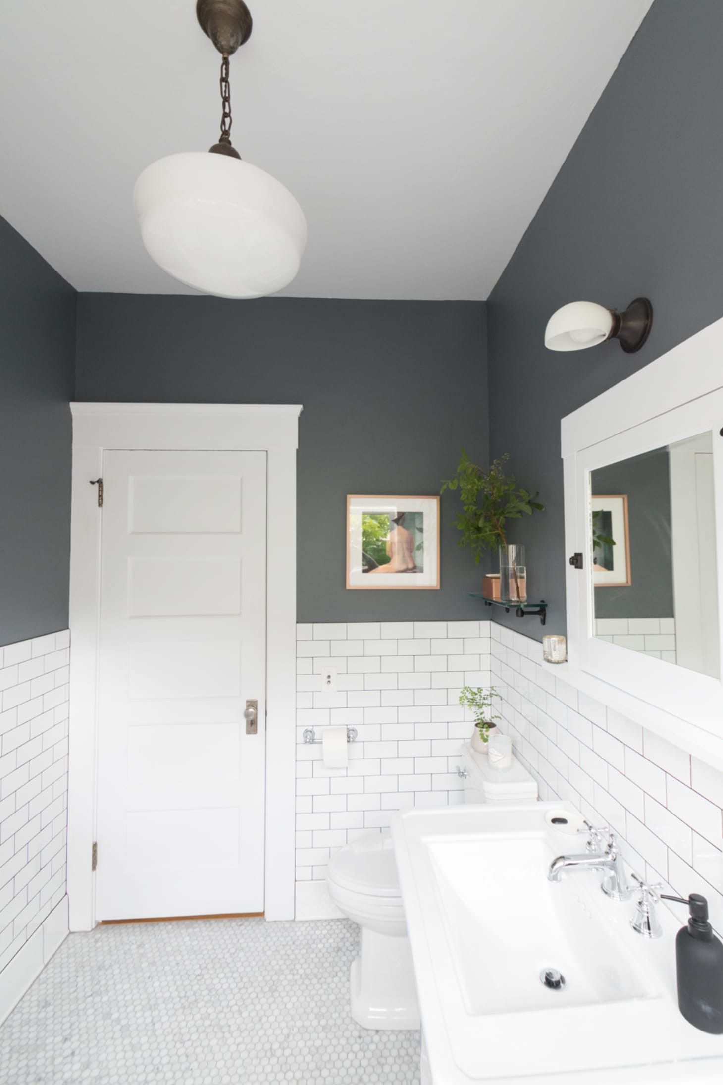Bathroom Paint Schemes
 The 30 Best Bathroom Colors Bathroom Paint Color Ideas