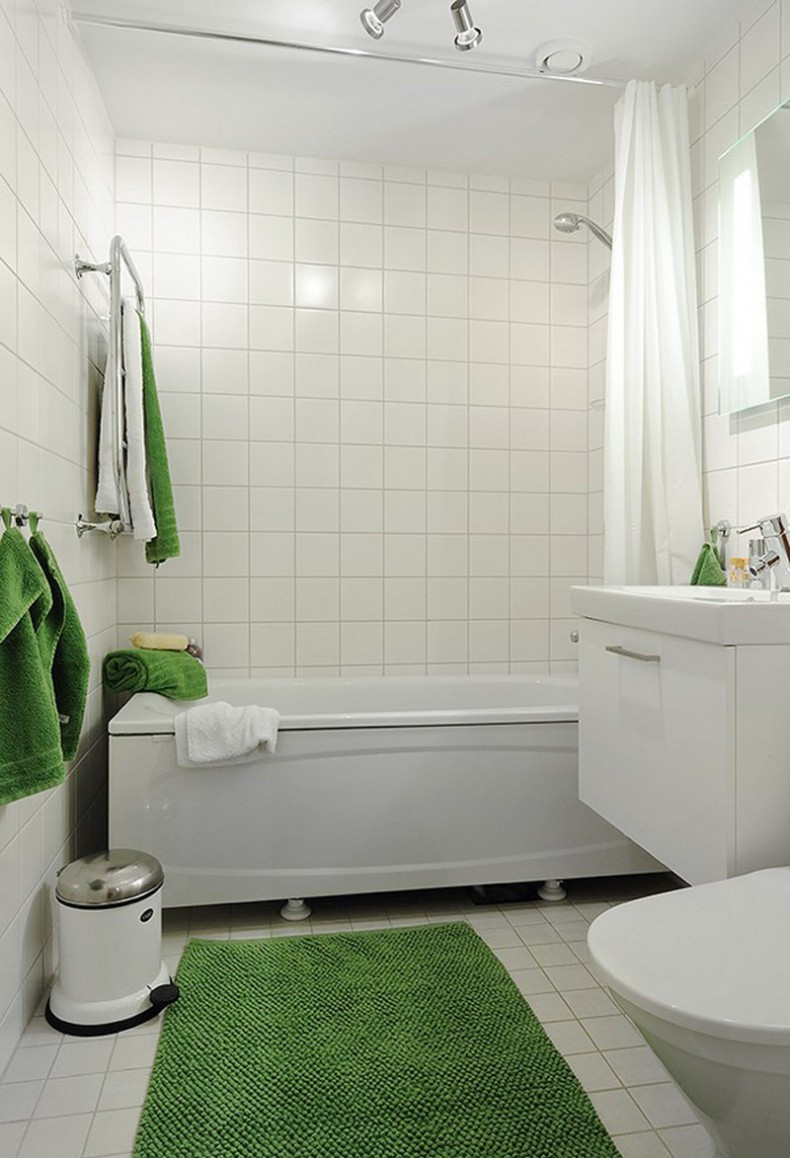 Bathroom Tub And Shower Ideas
 Soaking Tubs for Small Bathrooms – HomesFeed