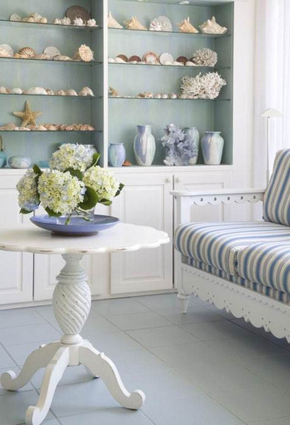 Beach Themed Living Room Ideas
 Bring the Shore Into Home With Beach Style Living Room