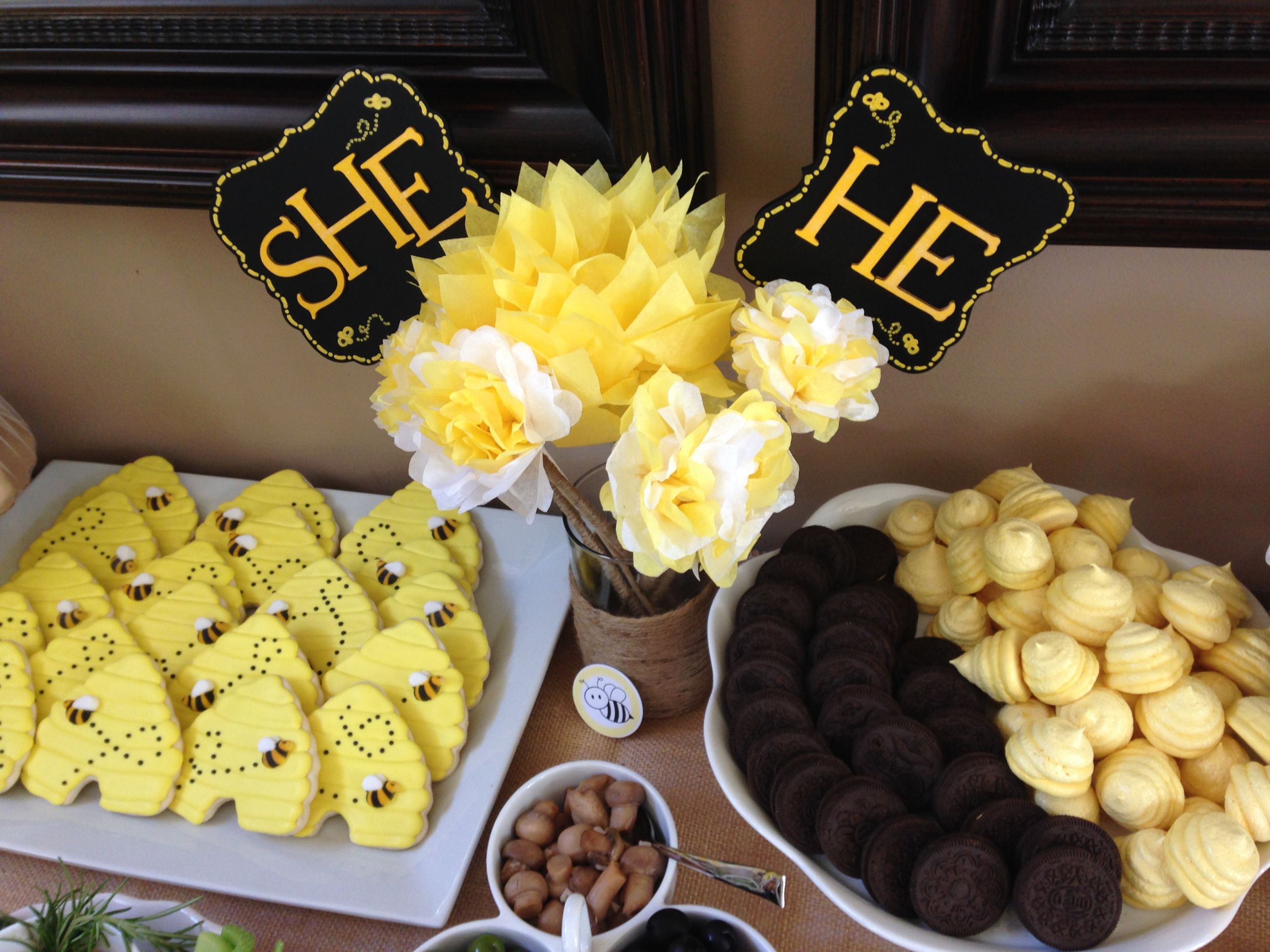 Bee Gender Reveal Party Ideas
 Our bumble bee themed gender reveal party