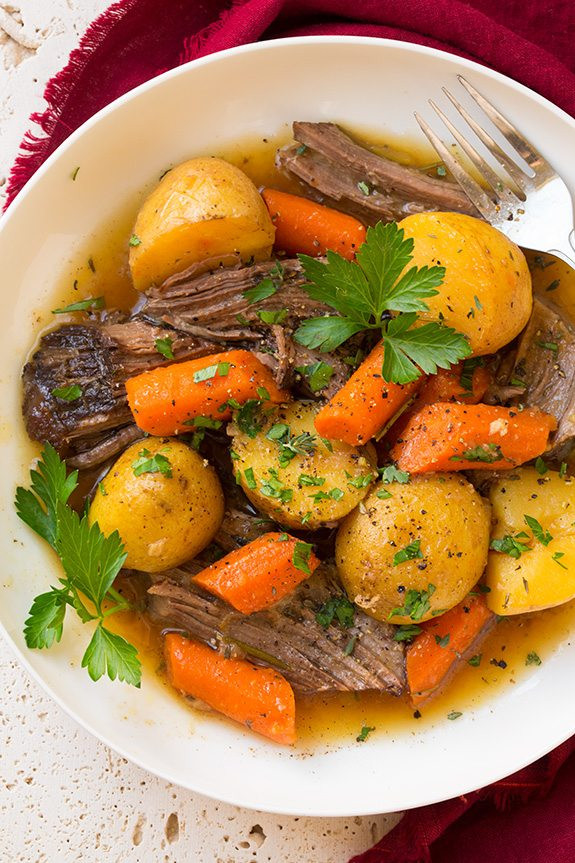 Beef Stew With Carrots And Potatoes
 Beef Stew With Potatoes And Carrots Recipe — Dishmaps