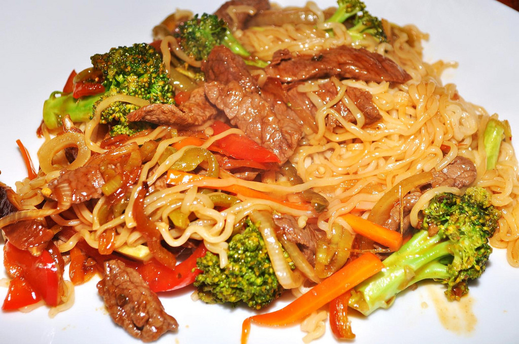 Beef Stir Fry Noodles
 How to Make Beef Stir Fry Noodles 6 Steps with