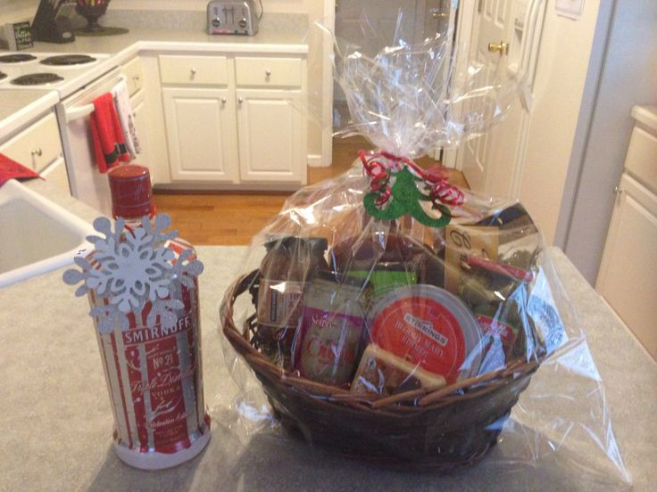 Benefit Gift Basket Ideas
 319 best images about Benefits and Fundraiser Baskets on