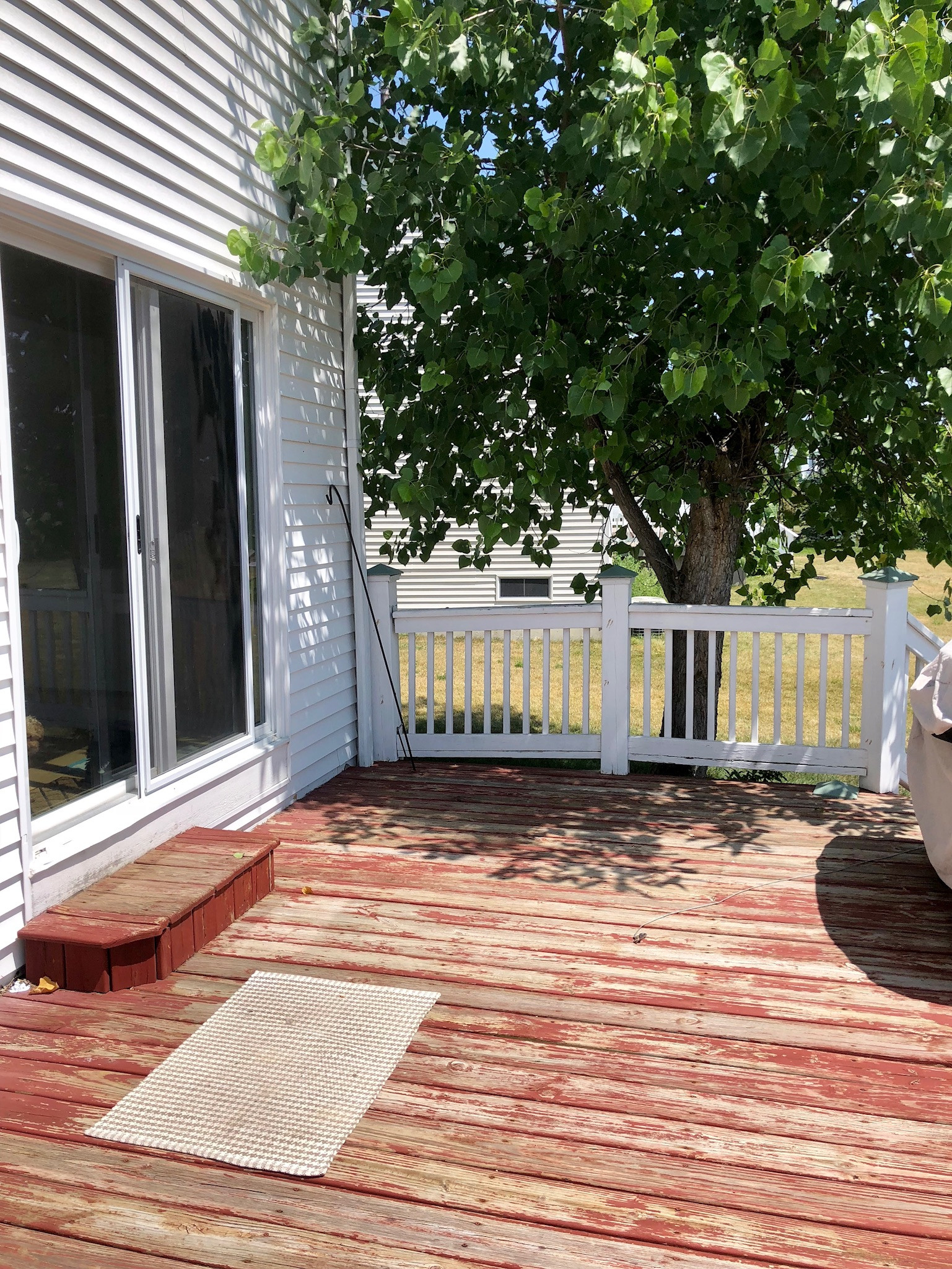 Best Deck Paint Review
 The Best Deck Stains Rated