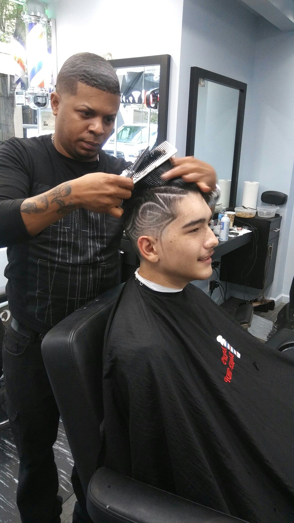 Best Mens Haircuts In Nyc
 skinfade haircut hairdesign with razor design at
