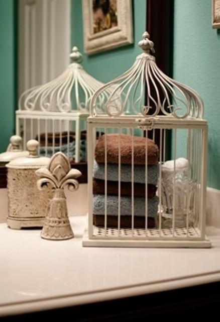Bird Bathroom Decor
 Using Bird Cages For Decor 66 Beautiful Ideas DigsDigs