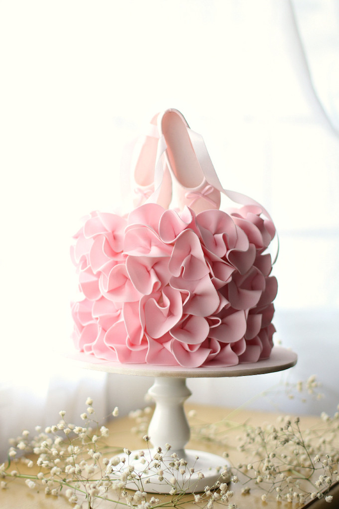 Birthday Cake For Girl
 25 Best Girl Birthday Cakes • The Celebration Shoppe