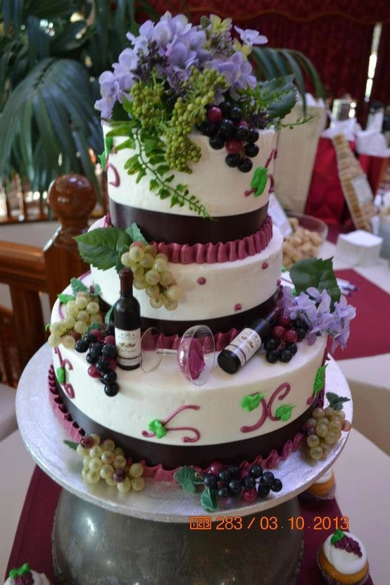 Birthday Cake Vineyards
 195 best Vineyards Wineries Wine Gardens &