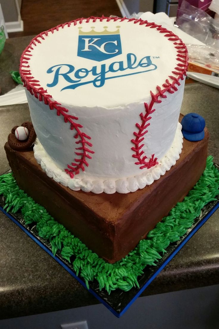 Birthday Cakes Kansas City
 18 best Kansas City Royals Cakes images on Pinterest