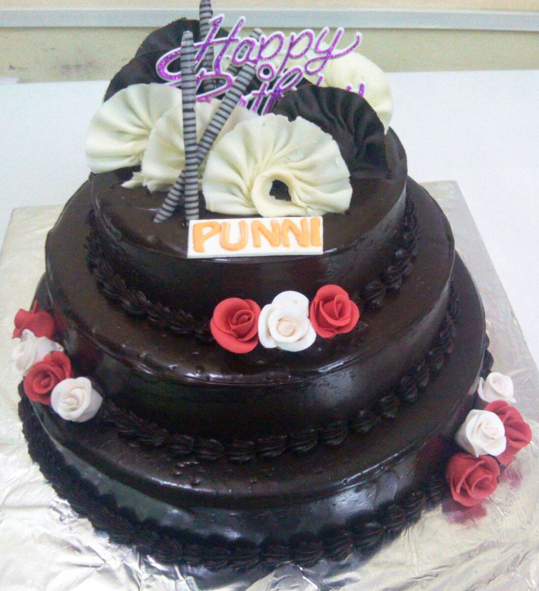 Birthday Cakes Online
 Chocolate Birthday Cake 5 kg line Best Design