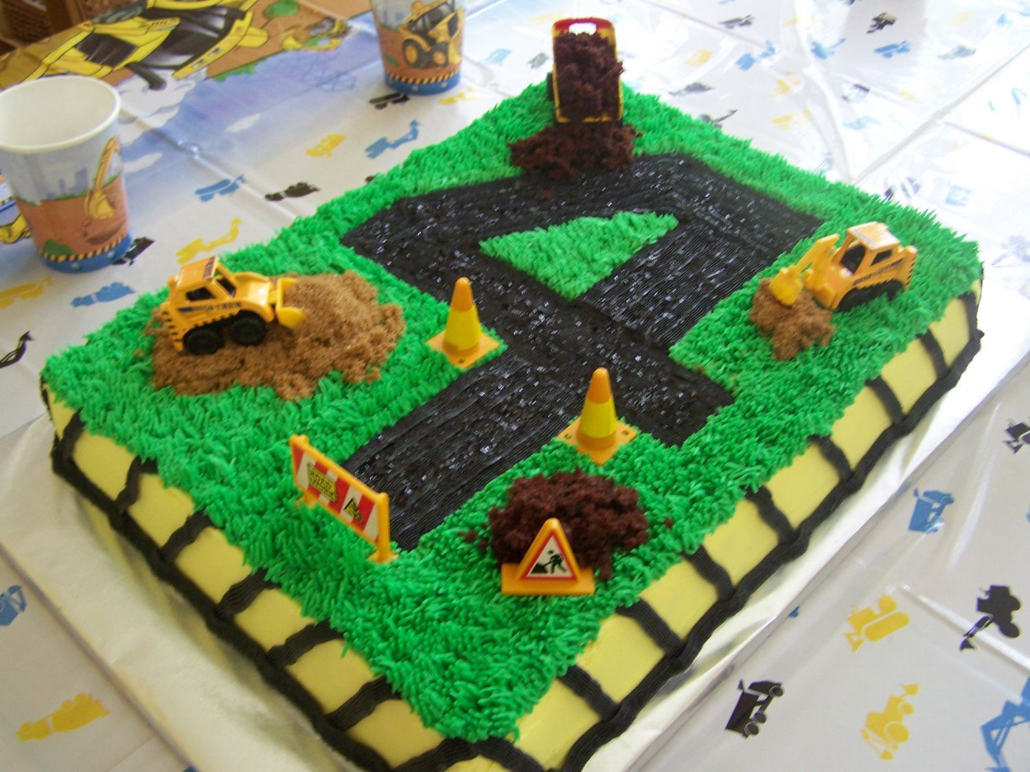 Birthday Party Ideas For 4 Year Old Boy
 Construction Cake 4 year old birthday cake "under