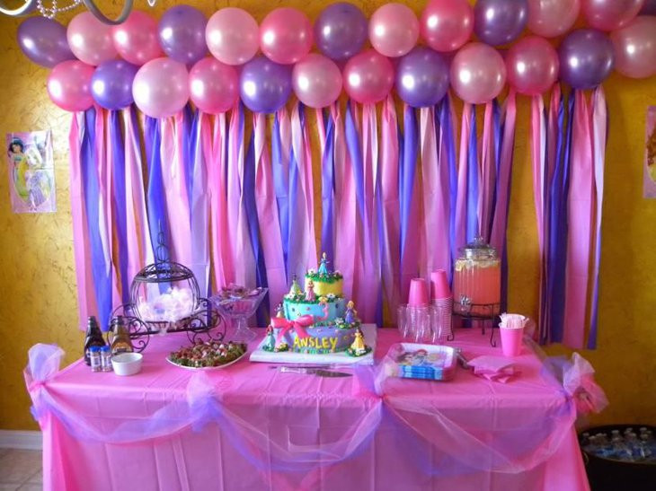 Birthday Party Table Decorations
 35 Gorgeous Disney Princess Birthday Party Ideas