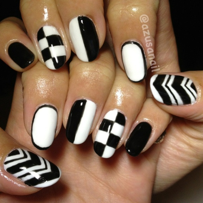 Black And White Nail Art Design
 50 Most Beautiful Black And White Nail Art Designs