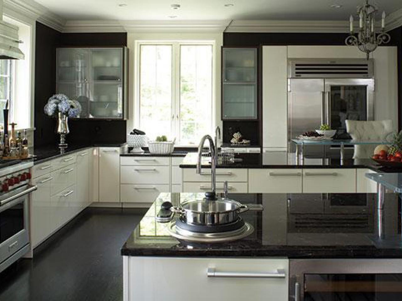 Black Kitchen Countertops
 Black Granite Countertops a Daring Touch of