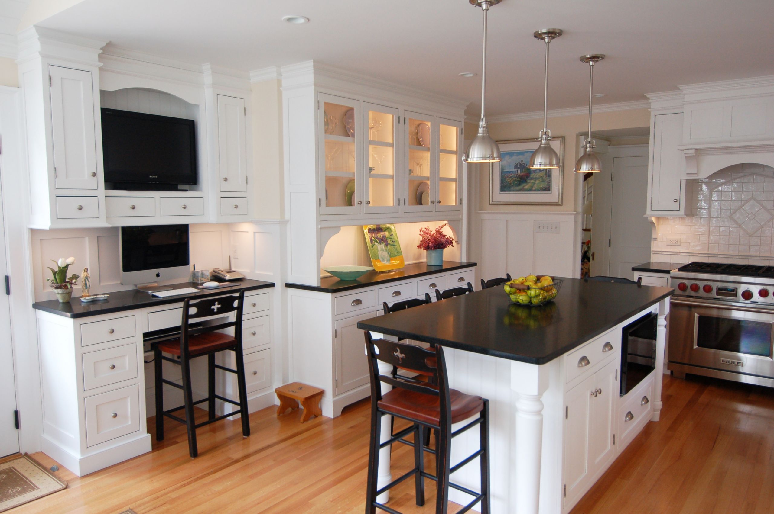 Black Kitchen Countertops
 5 Favorite Types of Granite Countertops for Stunning