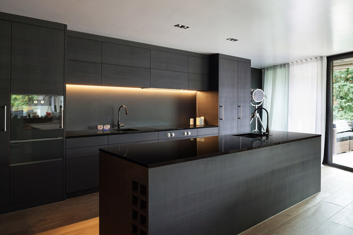 Black Tile Kitchen
 Midnight Black Quantum Quartz Quantum Quartz Natural