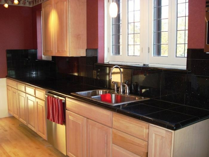 Black Tile Kitchen
 10 Glossy Tiled Kitchen Countertops Rilane